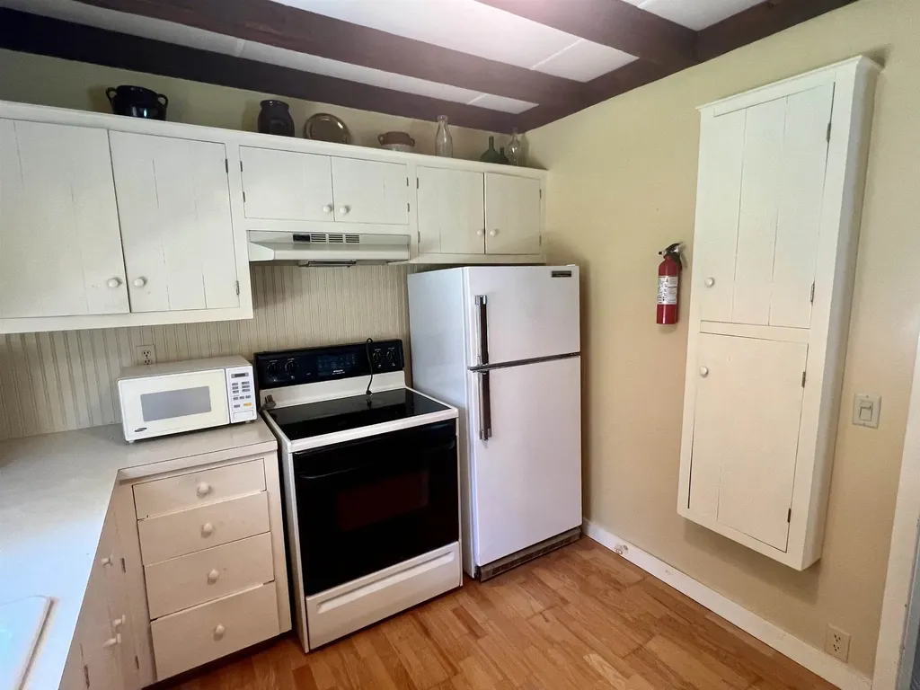 100 Walsh Road Sandgate VT 05250