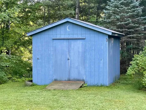 100 Walsh Road Sandgate VT 05250