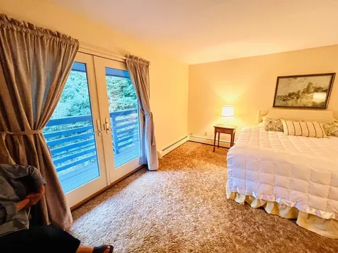 100 Walsh Road Sandgate VT 05250