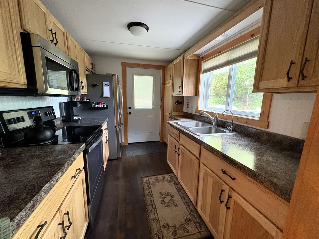 29 Cliff Dwellers Road Castleton VT 05735