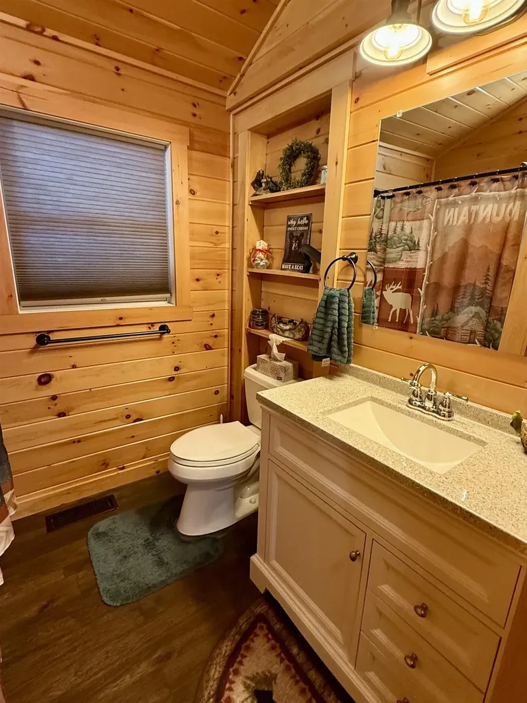 29 Cliff Dwellers Road Castleton VT 05735