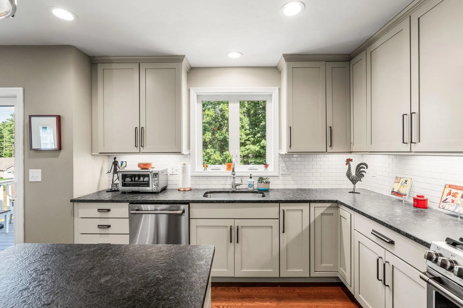 22 Cobbett Lane Hollis NH 03049