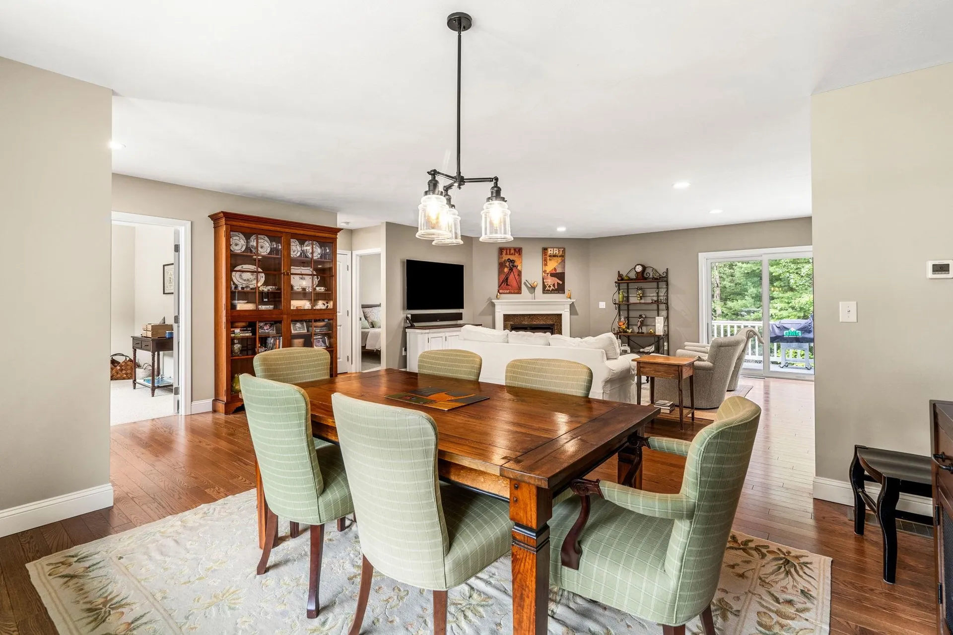22 Cobbett Lane Hollis NH 03049