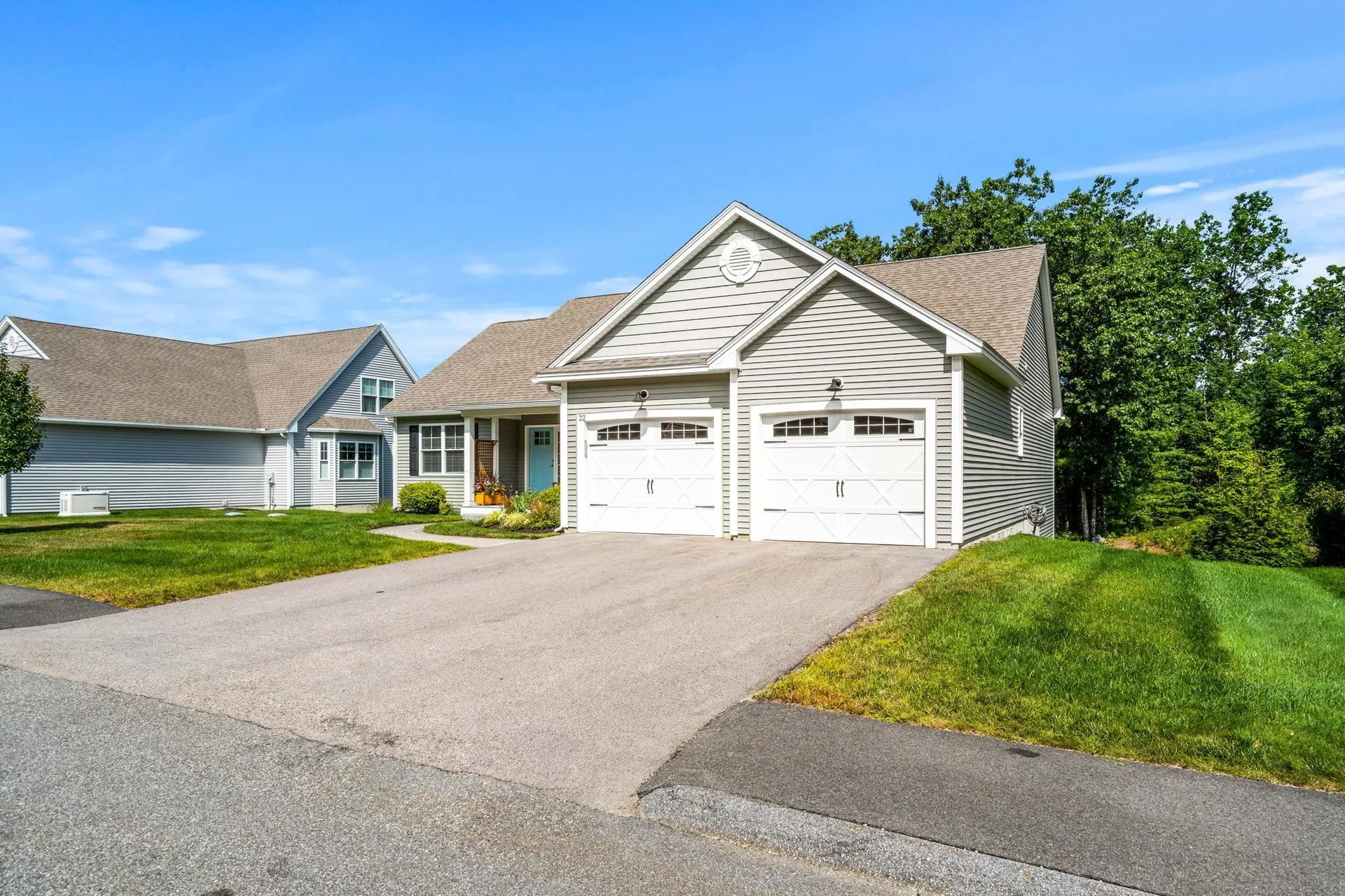 22 Cobbett Lane Hollis NH 03049