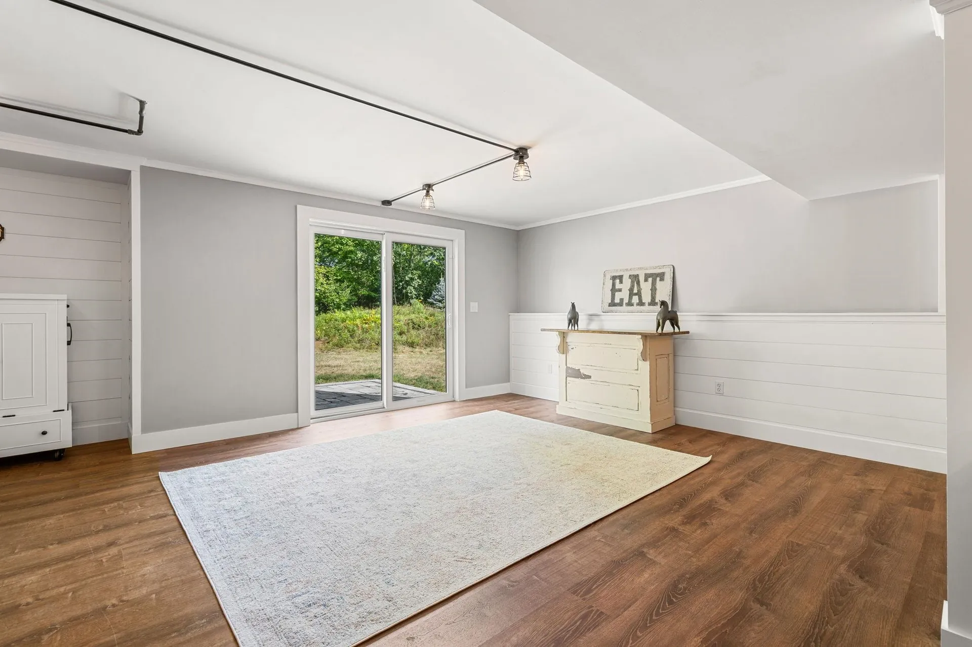 22 Cobbett Lane Hollis NH 03049