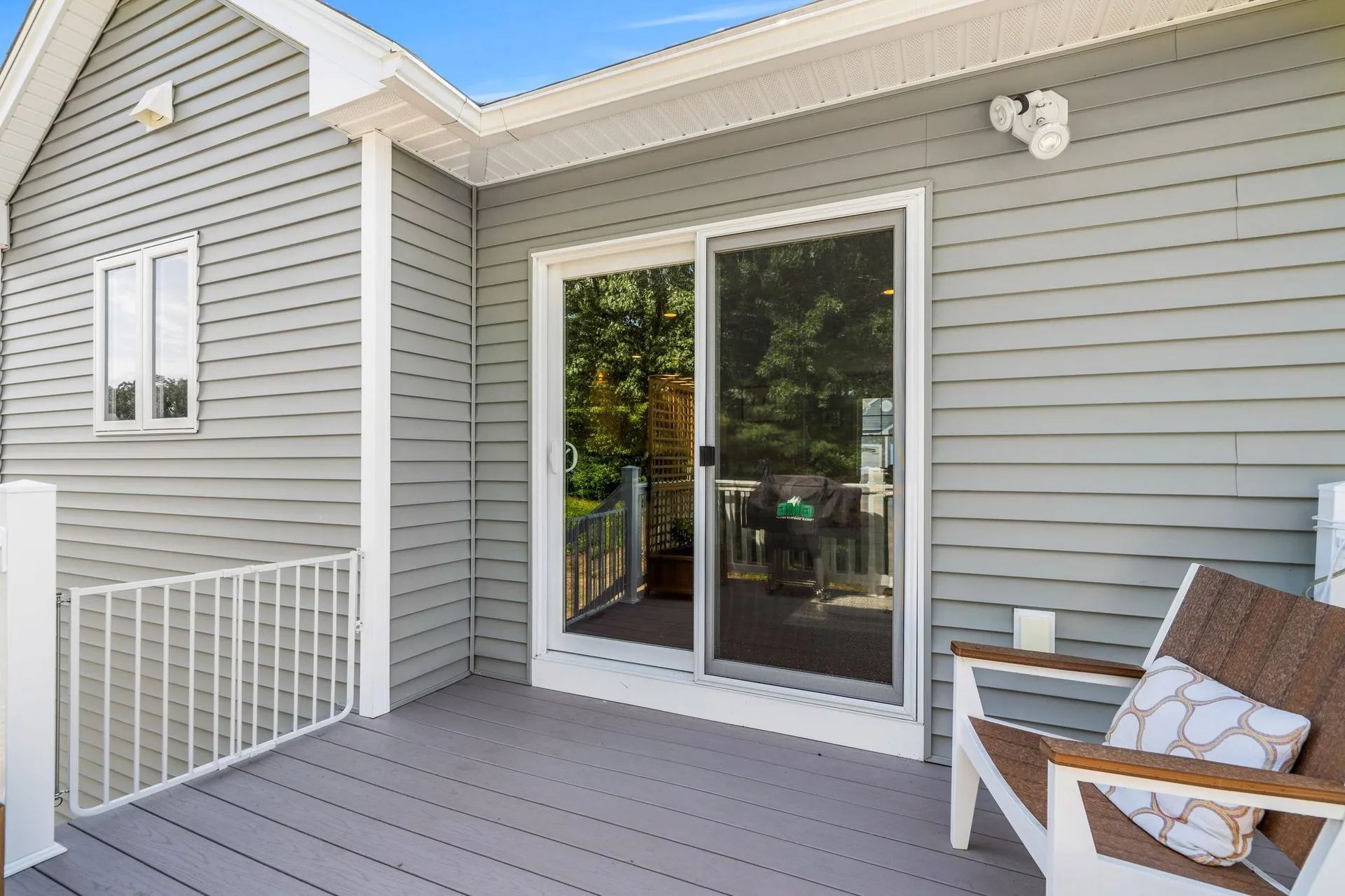 22 Cobbett Lane Hollis NH 03049