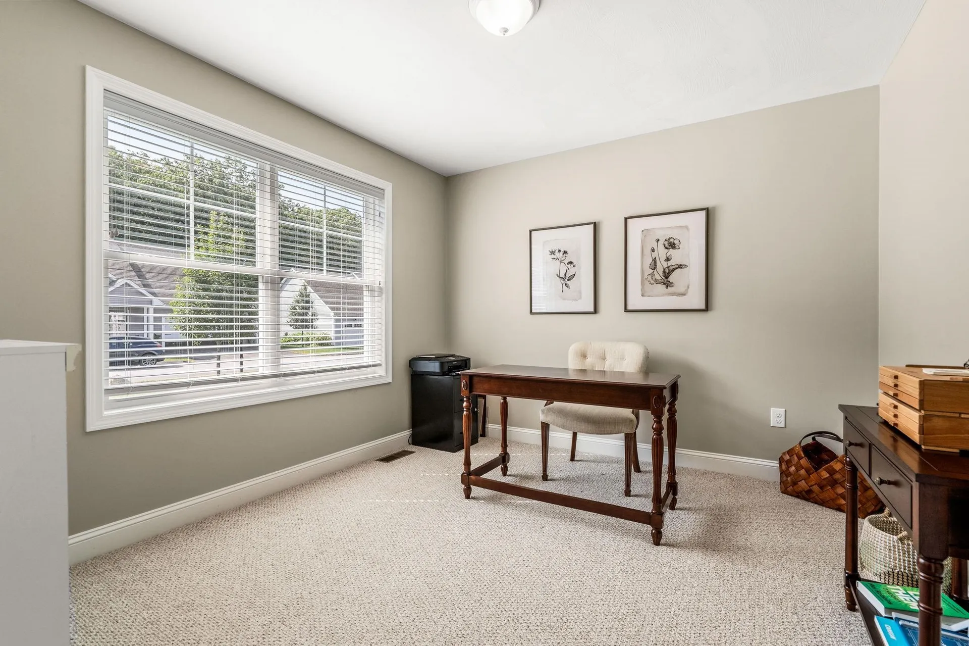 22 Cobbett Lane Hollis NH 03049
