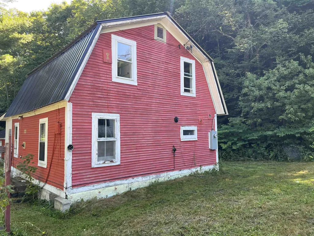 3084 Vt Route 125 Hancock VT 05748