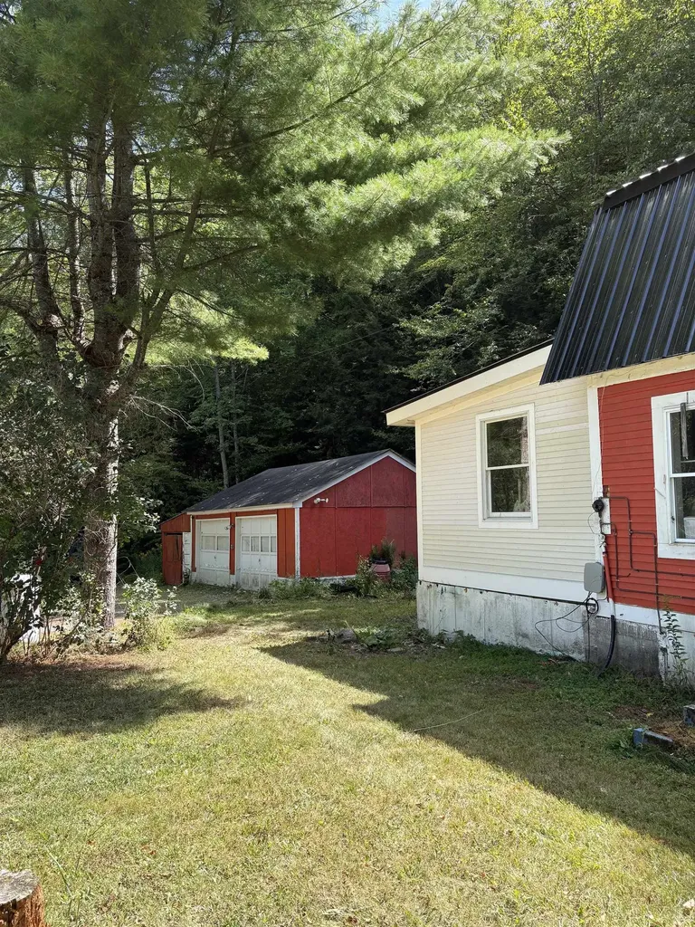 3084 Vt Route 125 Hancock VT 05748