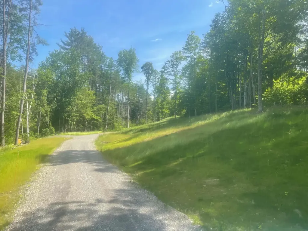 932 Middle Road Dummerston VT 05301