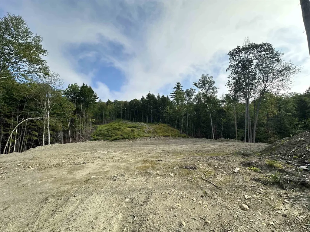 932 Middle Road Dummerston VT 05301