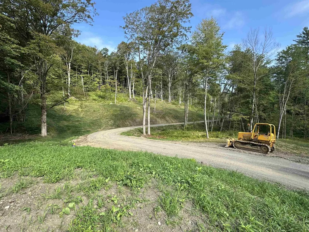 932 Middle Road Dummerston VT 05301