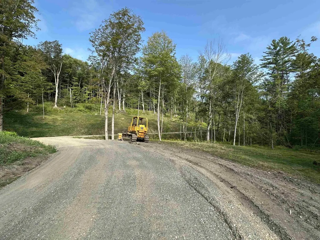 932 Middle Road Dummerston VT 05301