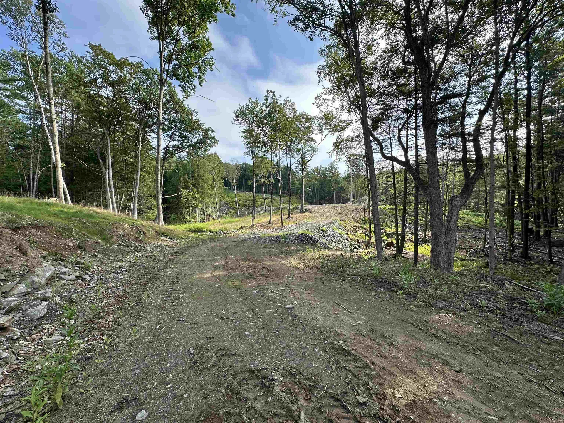 932 Middle Road Dummerston VT 05301