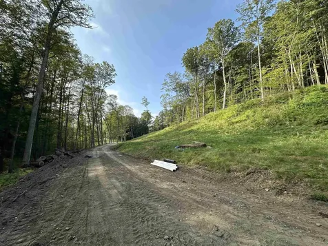 932 Middle Road Dummerston VT 05301