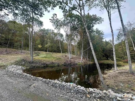 932 Middle Road Dummerston VT 05301