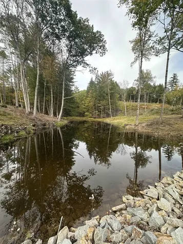 932 Middle Road Dummerston VT 05301