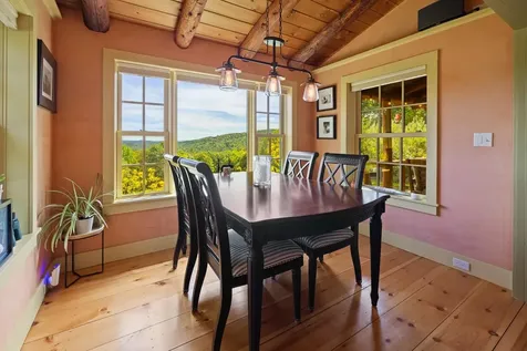 1854 Sawnee Bean Road Thetford VT 05075