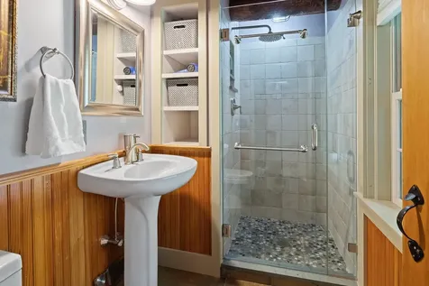 1854 Sawnee Bean Road Thetford VT 05075