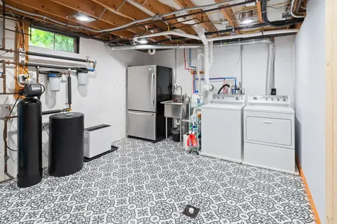 1854 Sawnee Bean Road Thetford VT 05075