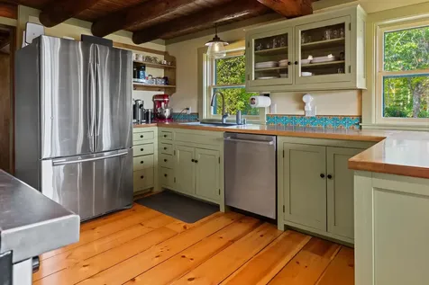 1854 Sawnee Bean Road Thetford VT 05075