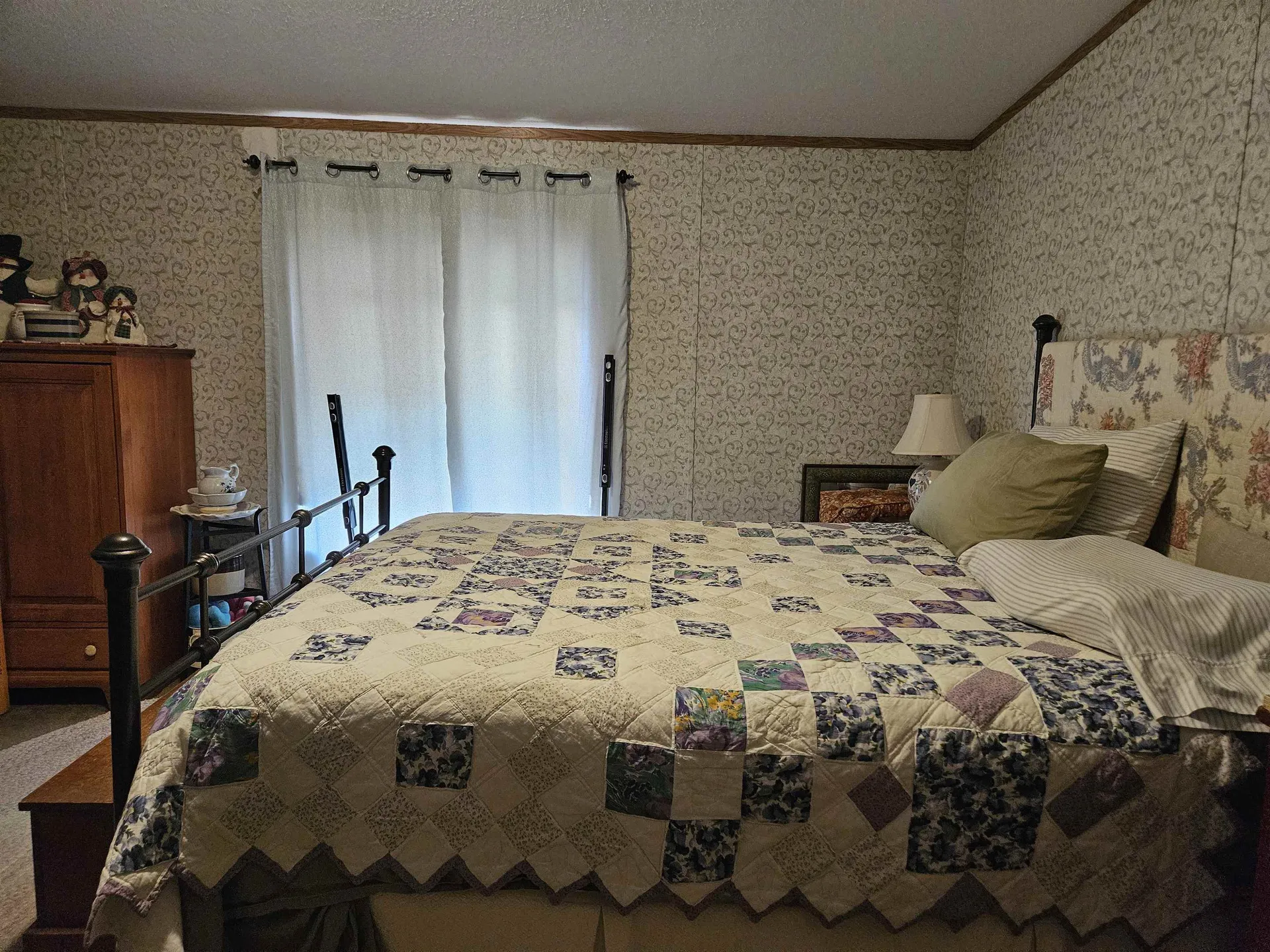 29 Anair Drive Hardwick VT 05843-4423