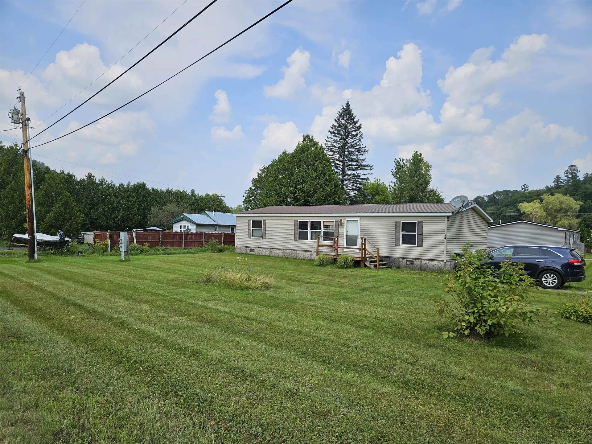 29 Anair Drive Hardwick VT 05843-4423