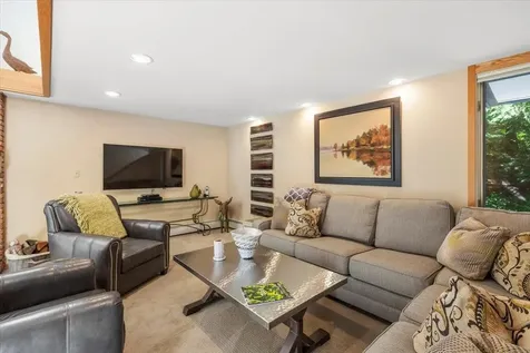 44 Hilltop Road Winhall VT 05340