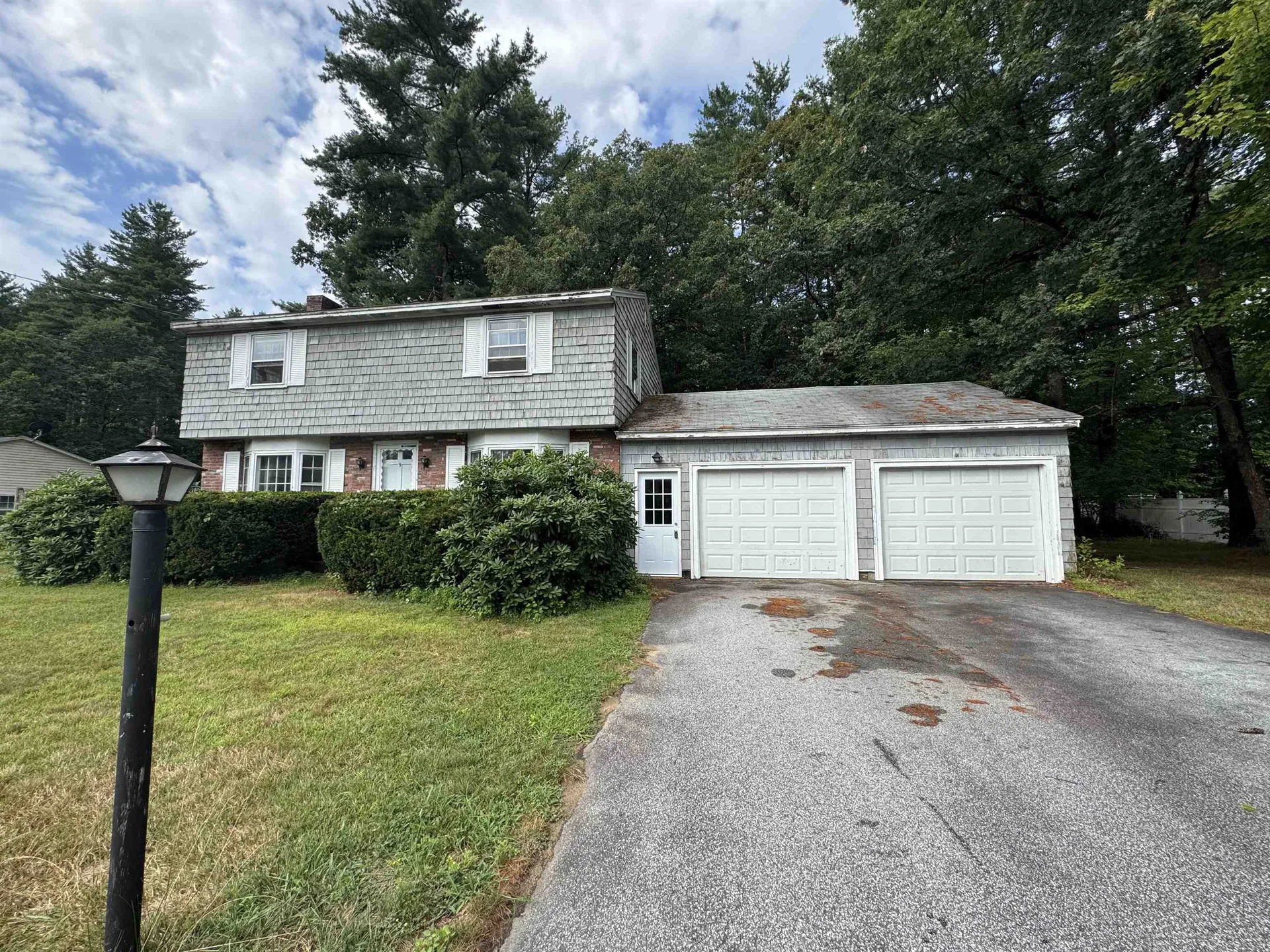 9 Edgewood Avenue Merrimack NH 03054