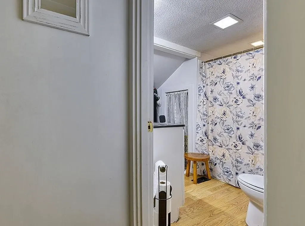 552 Valley Road Walpole NH 03608