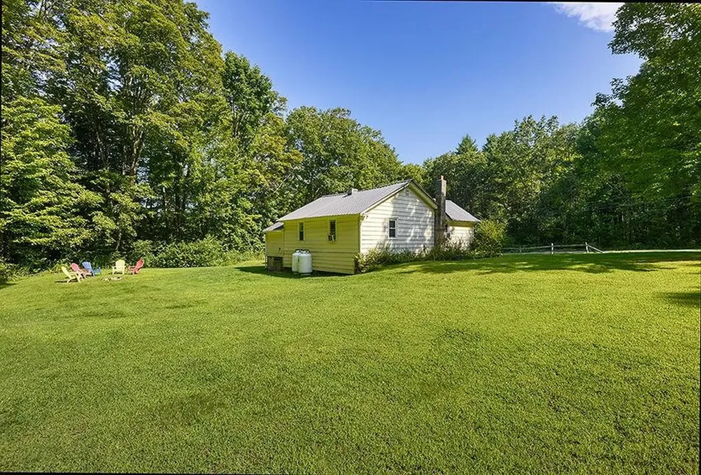 552 Valley Road Walpole NH 03608