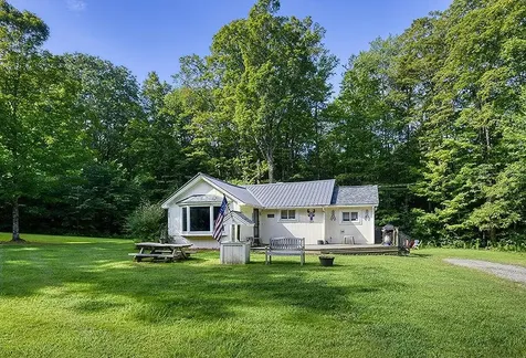 552 Valley Road Walpole NH 03608