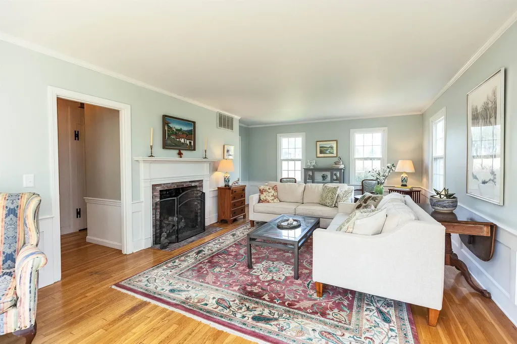 30 Orchard Hill Road Peterborough NH 03458