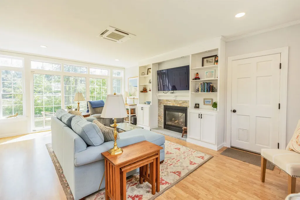 30 Orchard Hill Road Peterborough NH 03458