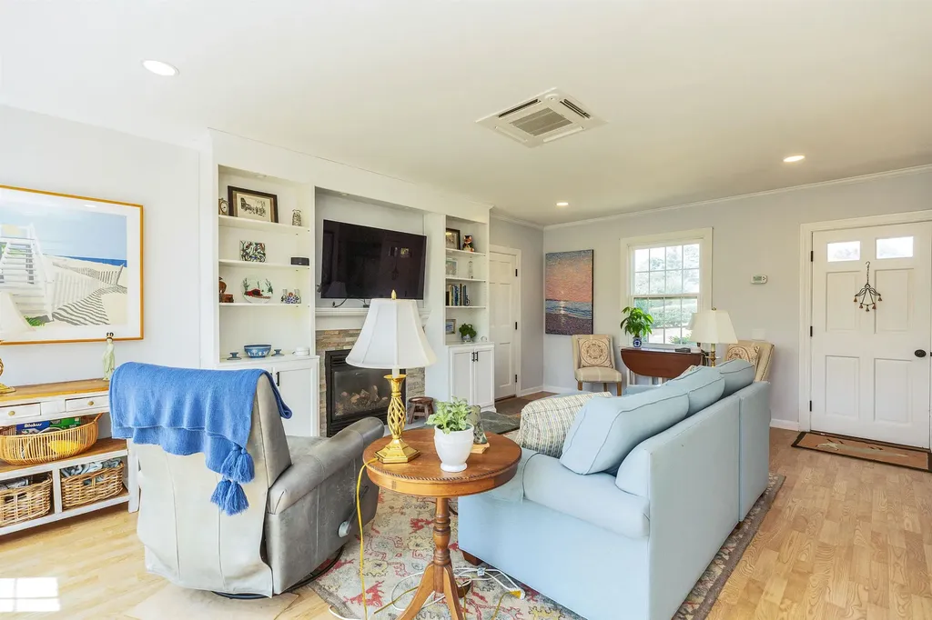 30 Orchard Hill Road Peterborough NH 03458