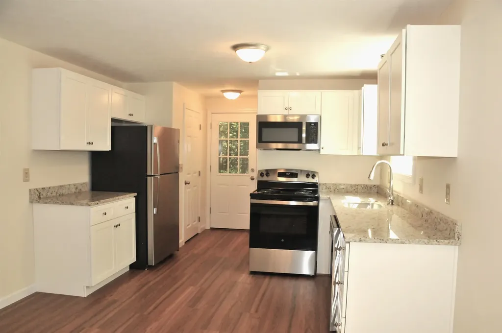 115 Highrock Road Weare NH 03281