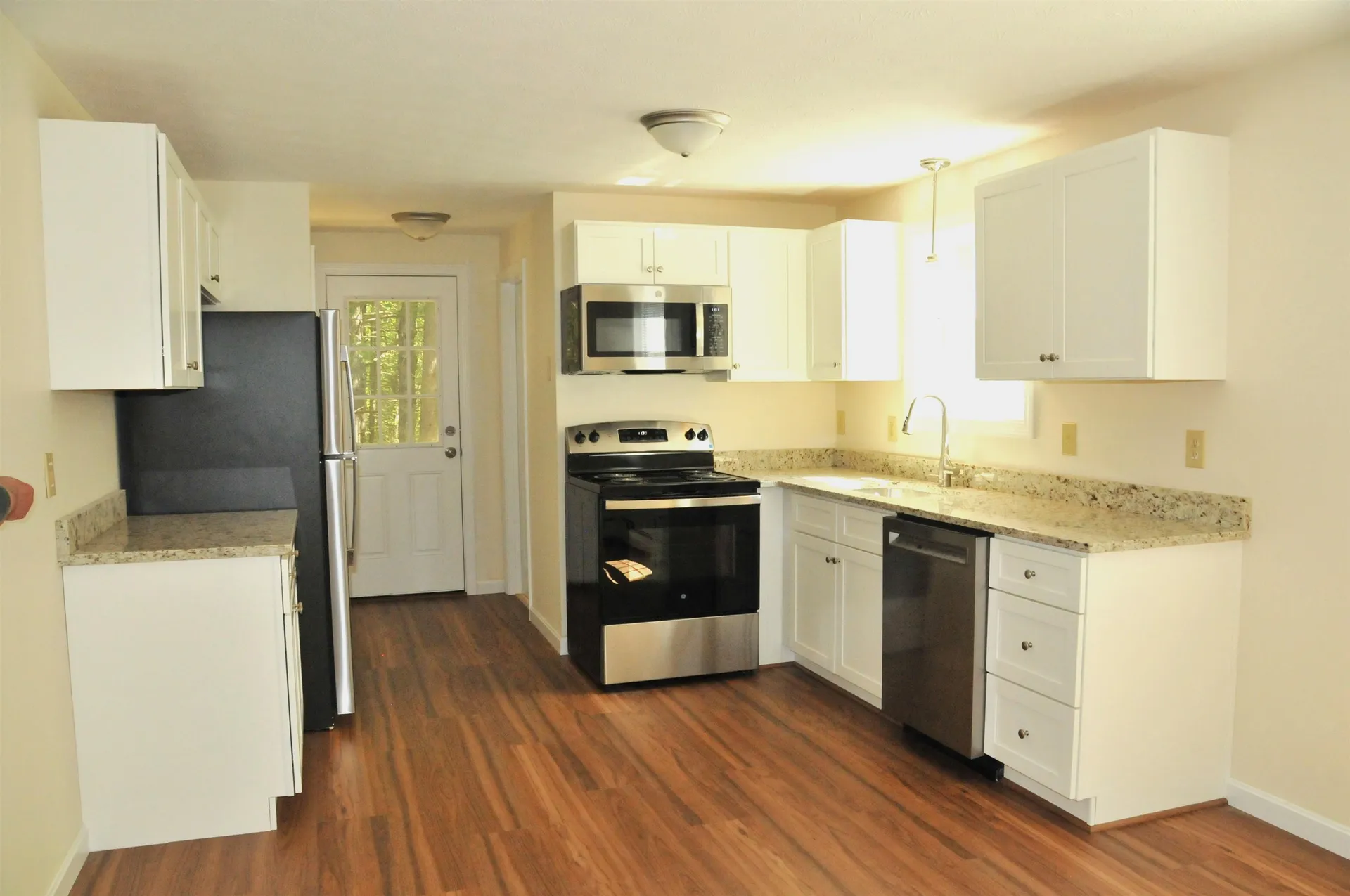 115 Highrock Road Weare NH 03281