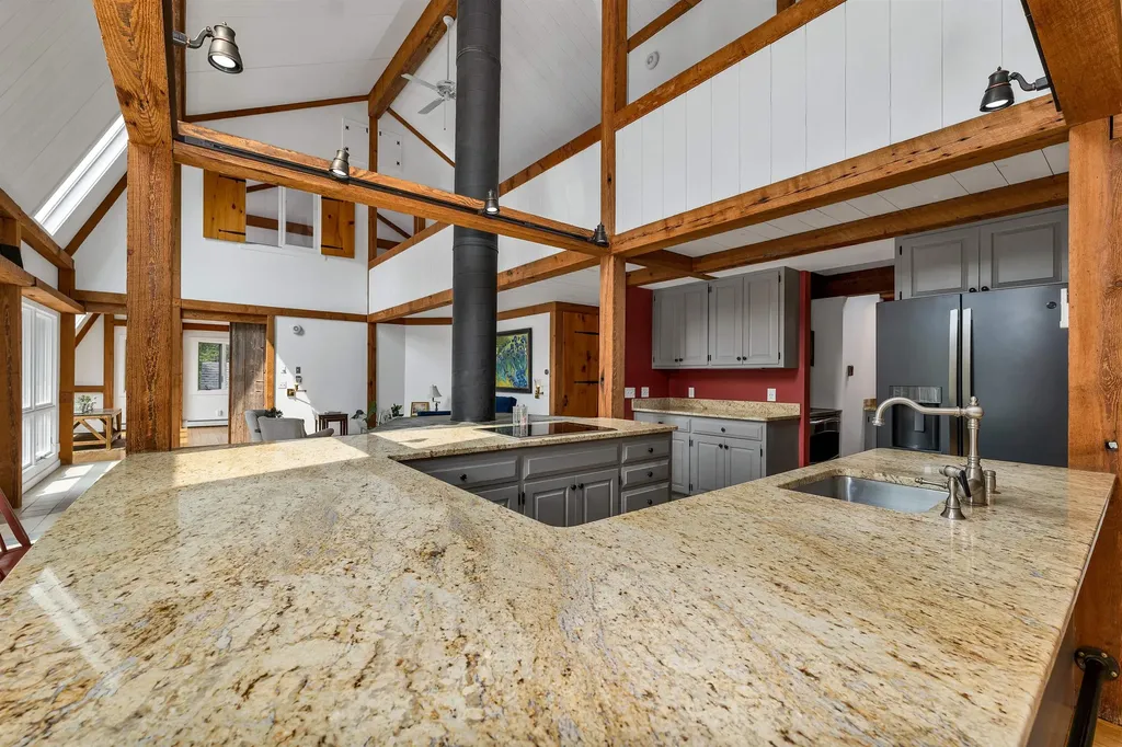 729 Olde Farm Road Grantham NH 03753