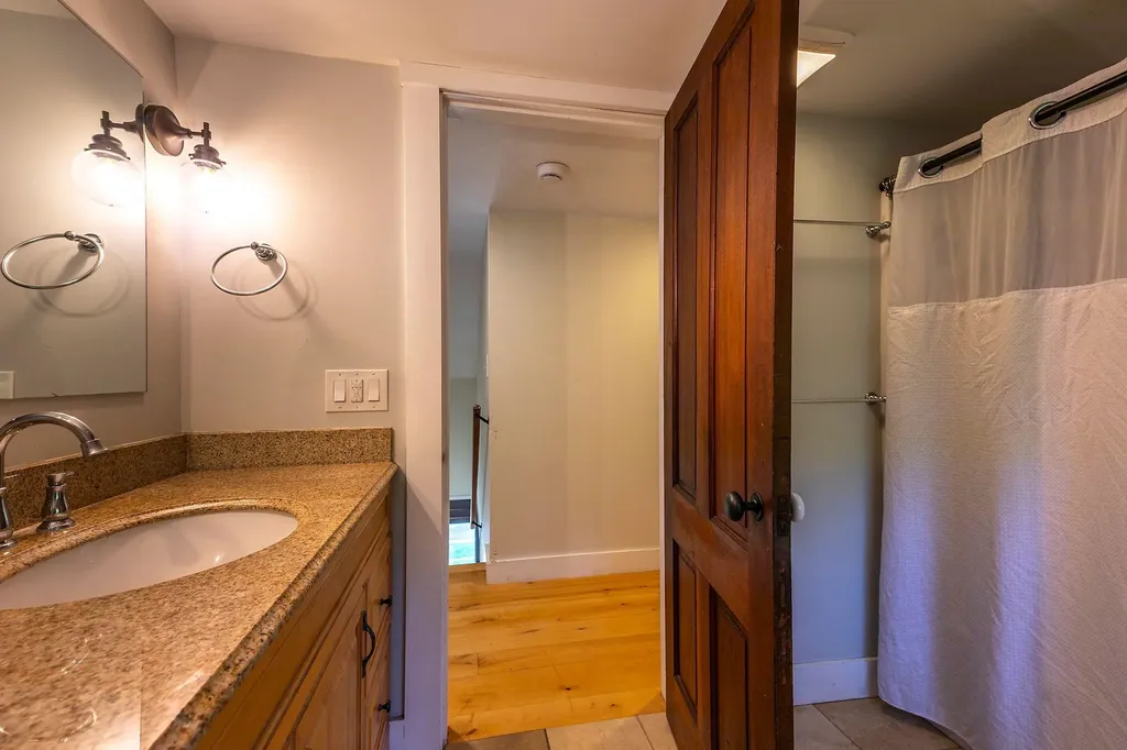 4165 Hartland Hill Road Woodstock VT 05091