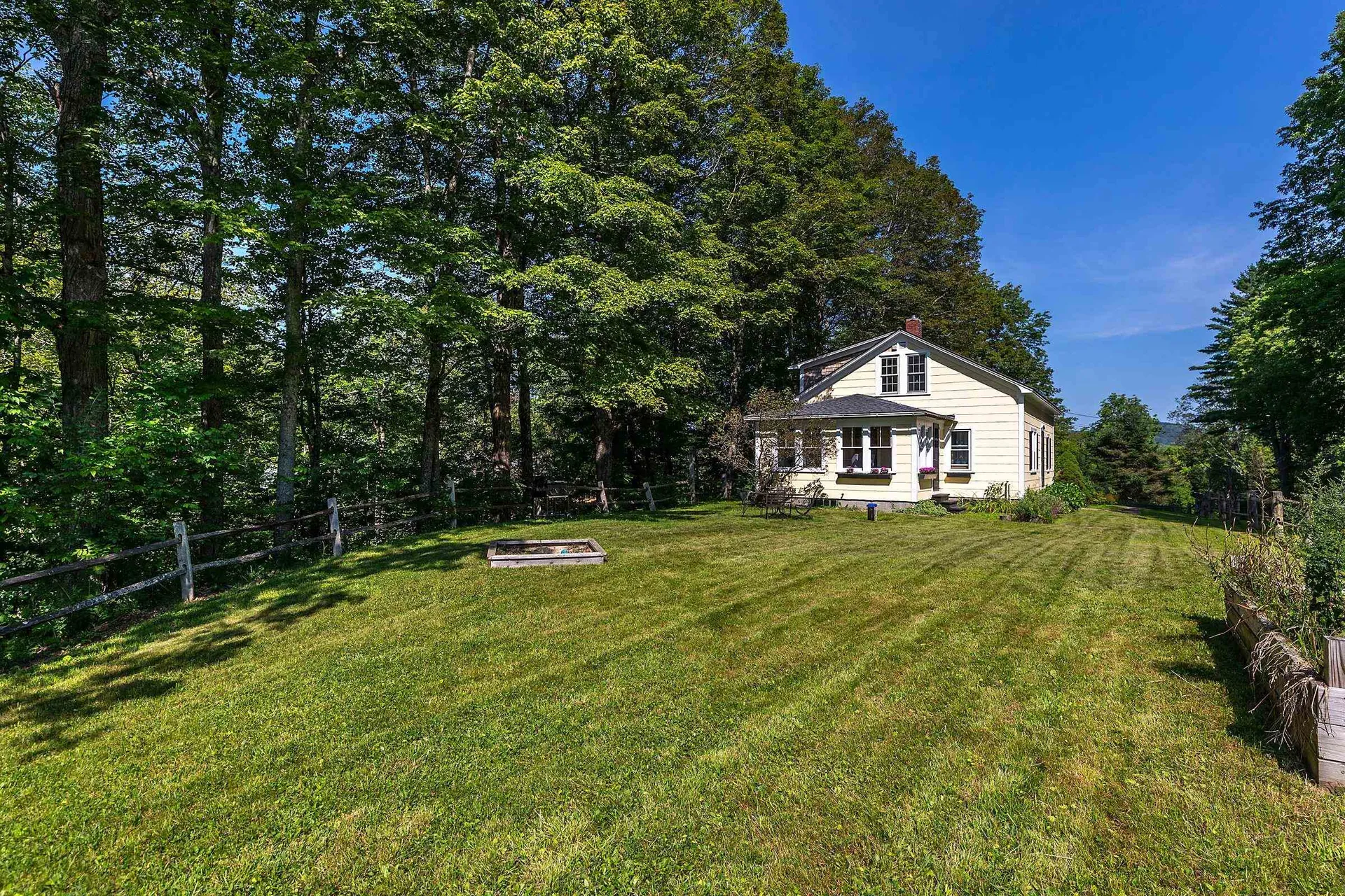 4165 Hartland Hill Road Woodstock VT 05091