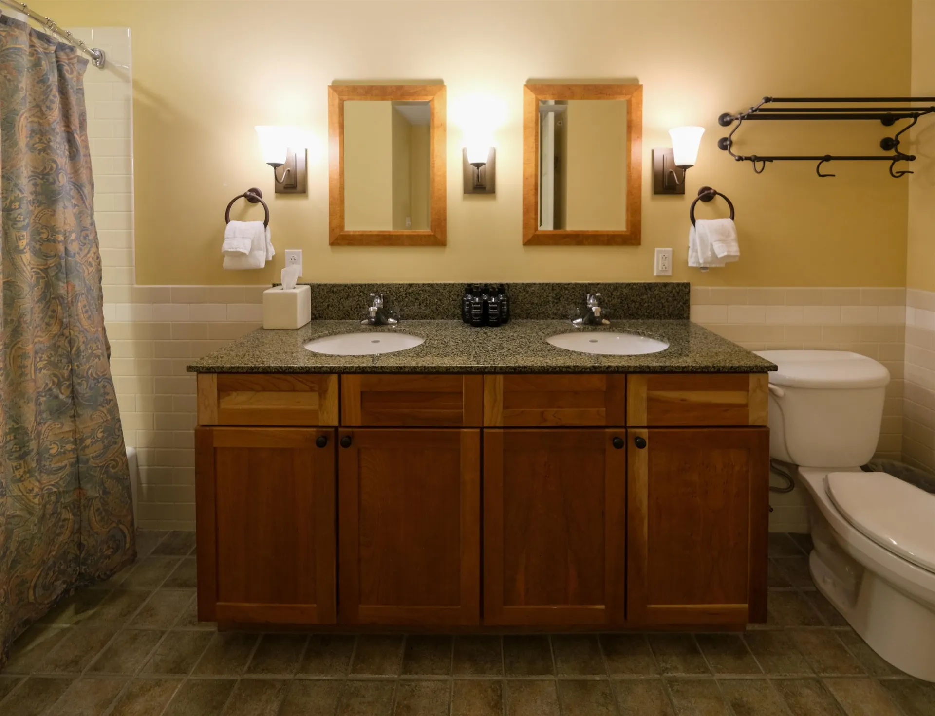 510/512 Qiii Jackson Gore Adams House Ludlow VT 05149