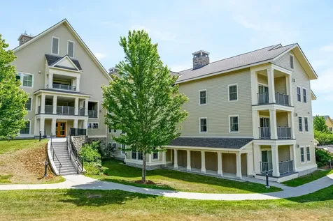 510/512 Qiii Jackson Gore Adams House Ludlow VT 05149