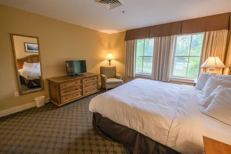 510/512 Qiii Jackson Gore Adams House Ludlow VT 05149
