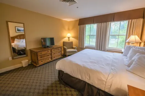 510/512 Qiii Jackson Gore Adams House Ludlow VT 05149