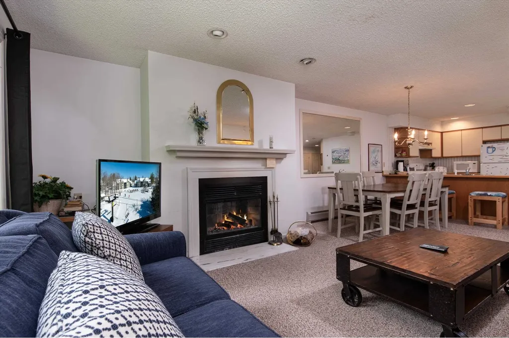 42 Harrison Lane Ludlow VT 05149