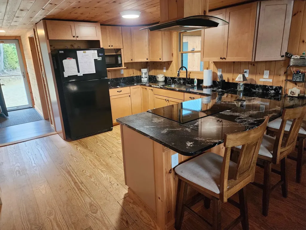 67 Stump Road Errol NH 03579