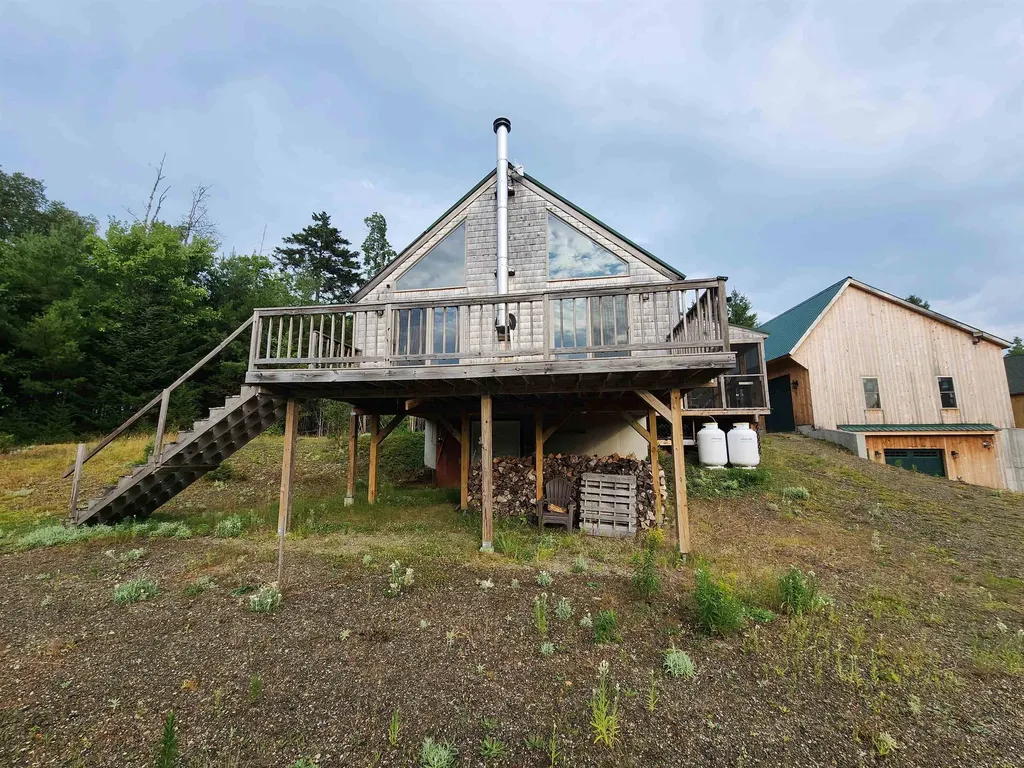67 Stump Road Errol NH 03579