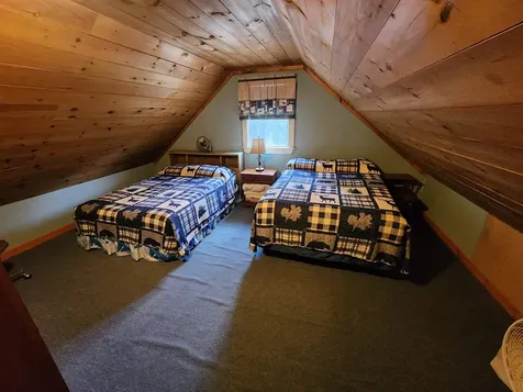 67 Stump Road Errol NH 03579