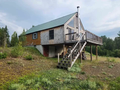 67 Stump Road Errol NH 03579