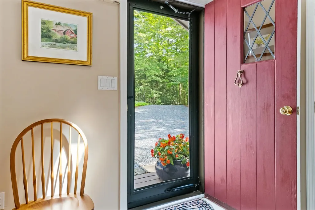 12 Cherry Lane Grantham NH 03753